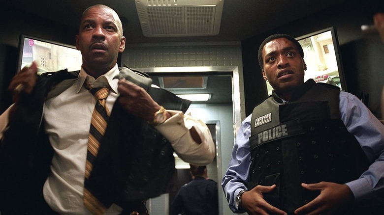 Denzel Washington and Chiwetel Ejiofor in Inside Man