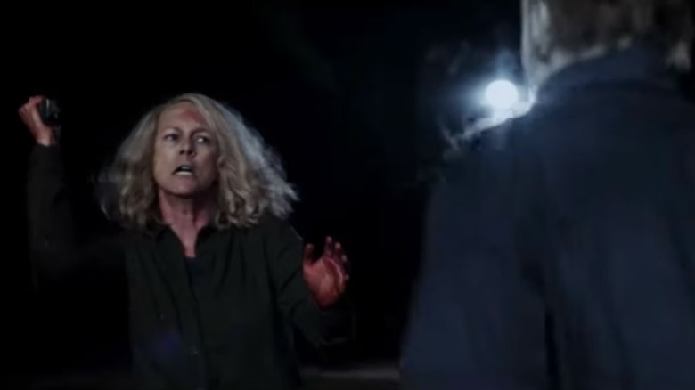 Halloween 2018 Laurie fights Michael in a deleted scene