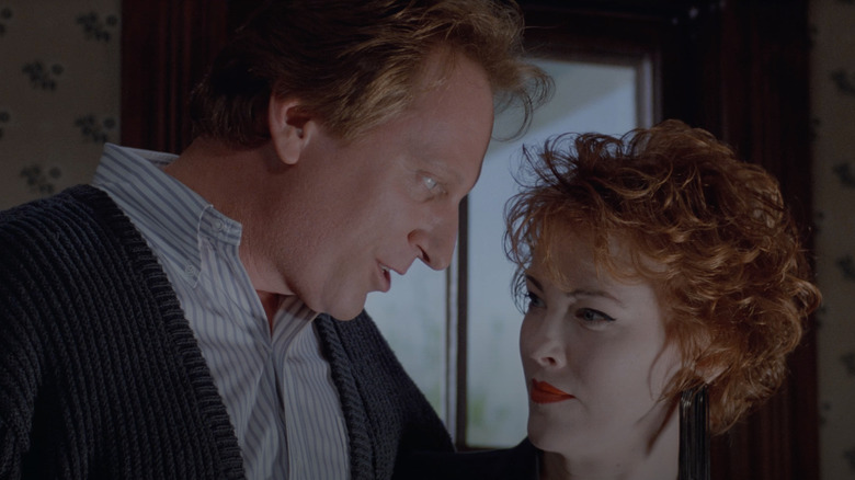 Charles and Delia talk in Beetlejuice