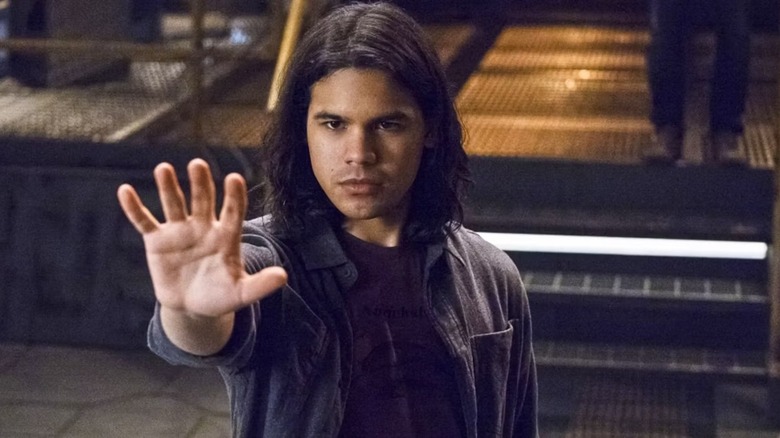 The Flash Cisco prepares to use his powers