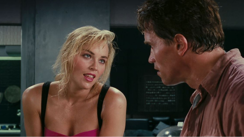 Lori Quaid tries to seduce a confused Doug in Total Recall